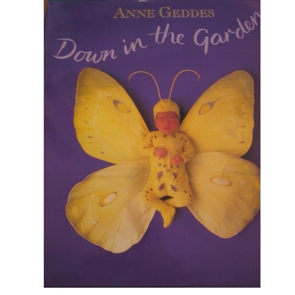 Anne Geddes Photography Books - Down in the Garden and Pure - Picture 4 of 7